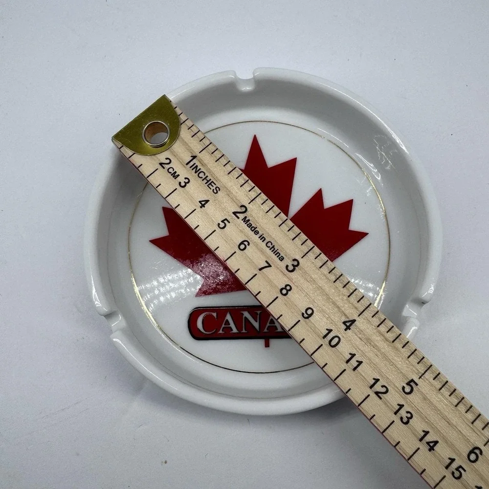 Vintage Canada Maple Leaf Ceramic Ashtray Red White‎ Souvenir Tobacciana 6 Inch